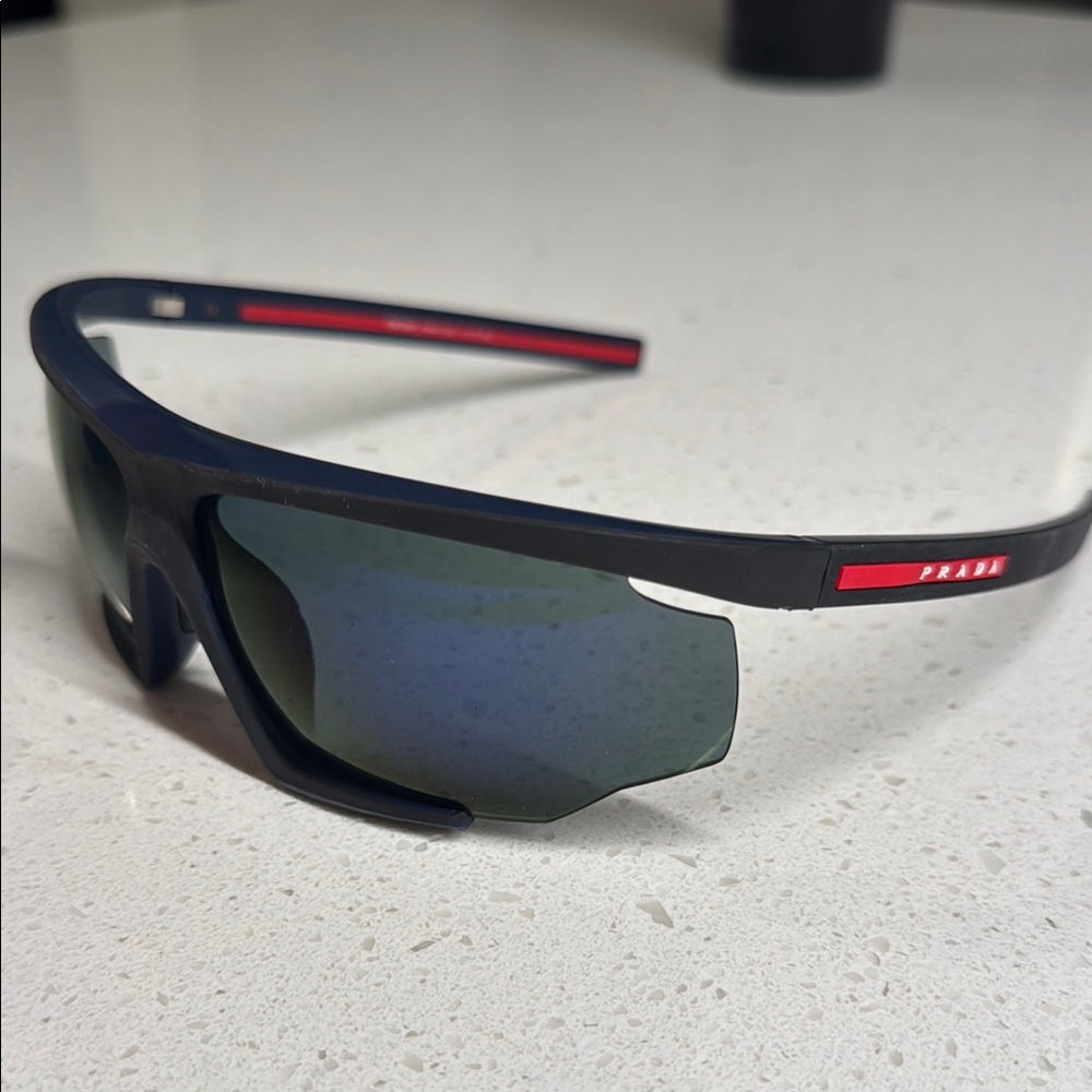 Prada Black and Red Sunglasses - Picture 5 of 6